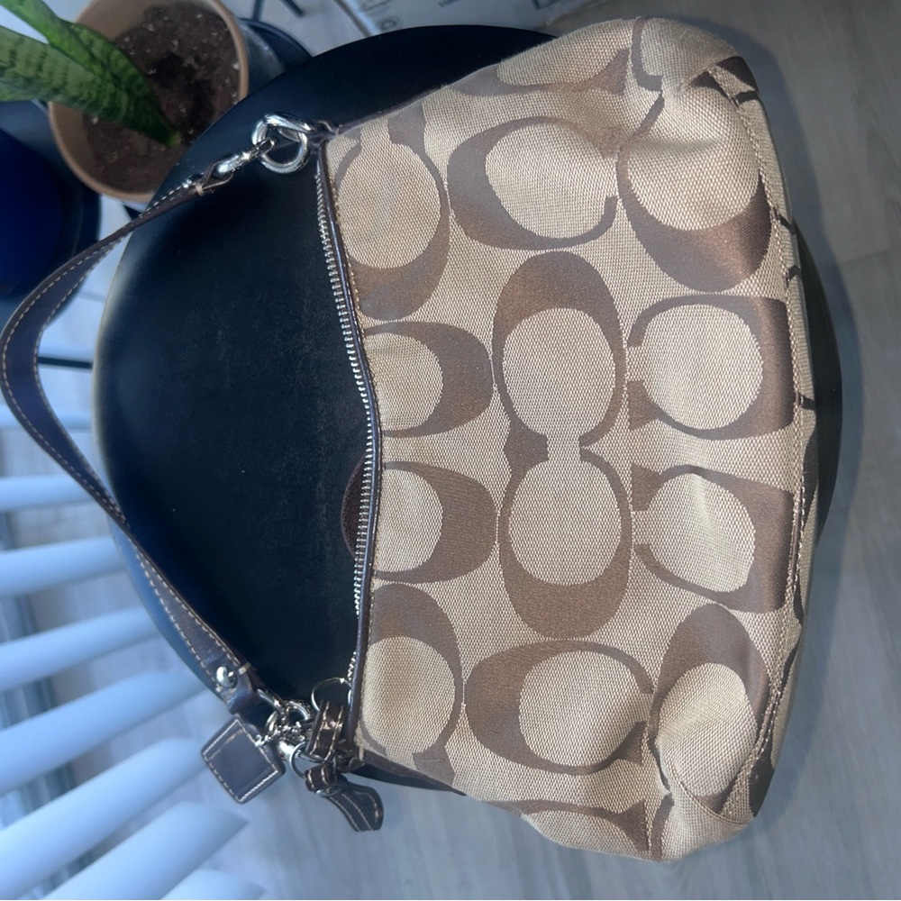 Coach Brown Signature Logo Shoulder Bag - Picture 4 of 6